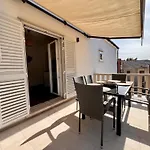 Vera Seafront * サマティン