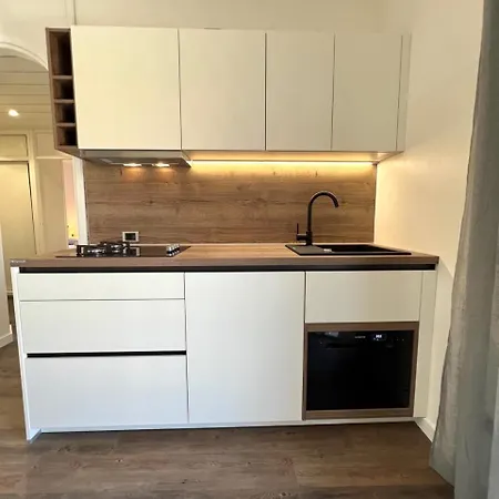 Apartment Vera Seafront *
