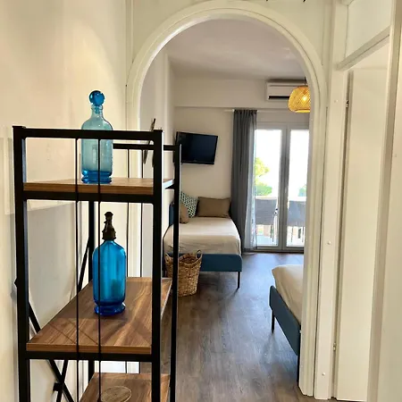 Vera Seafront Apartament