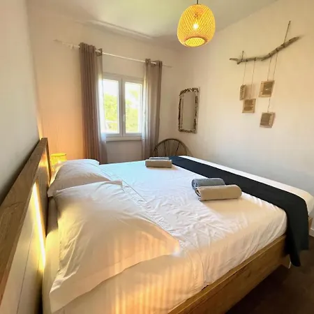 Apartment Vera Seafront Sumartin