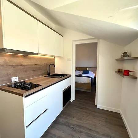 Vera Seafront Apartment