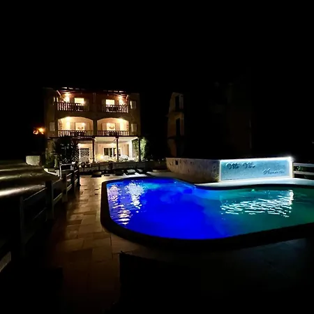 Vera Seafront Apartament