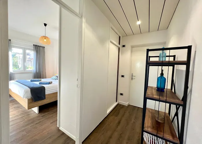 Vera Seafront Apartment *