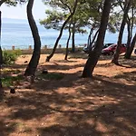 Vera Seafront * Sumartin