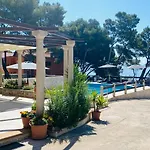 Διαμέρισμα Vera Seafront
